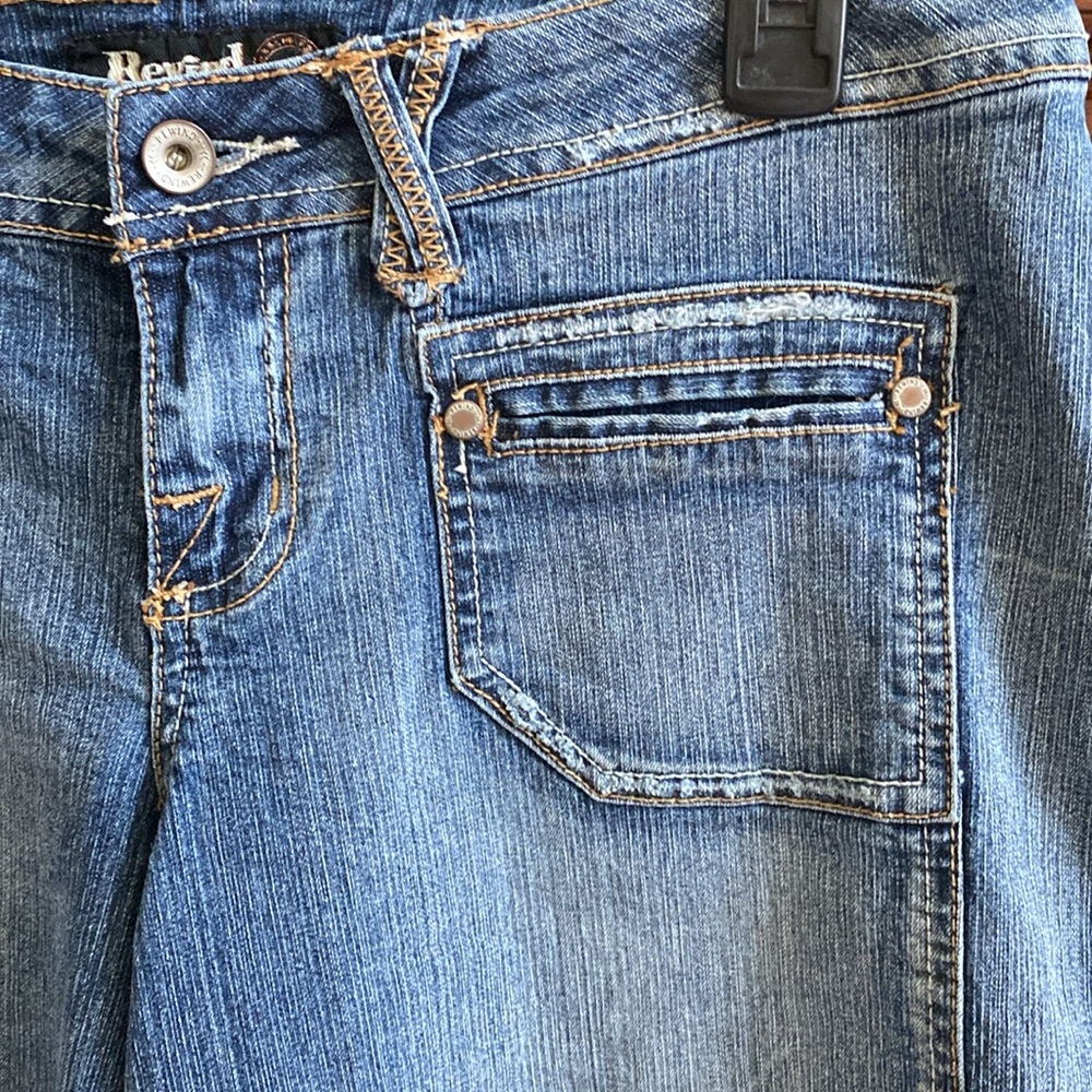 Jean Capris - Picture 2 of 8